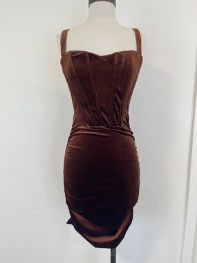 NWT iris Brown Velvet Fitted Mini Dress Size Medium M